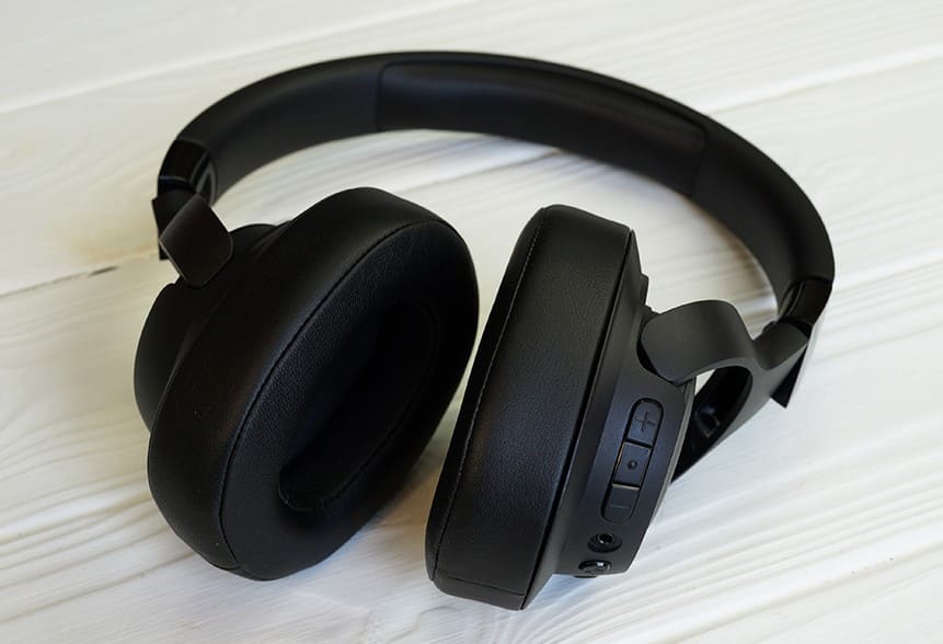 Revisión de JBL Tune 750BTNC