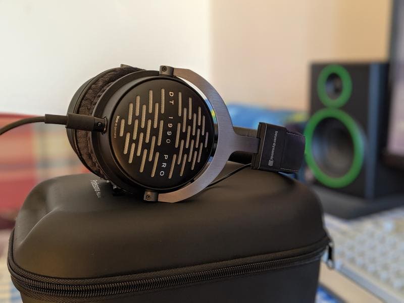 mejores auriculares para música Beyerdynamic DT 1990 Pro