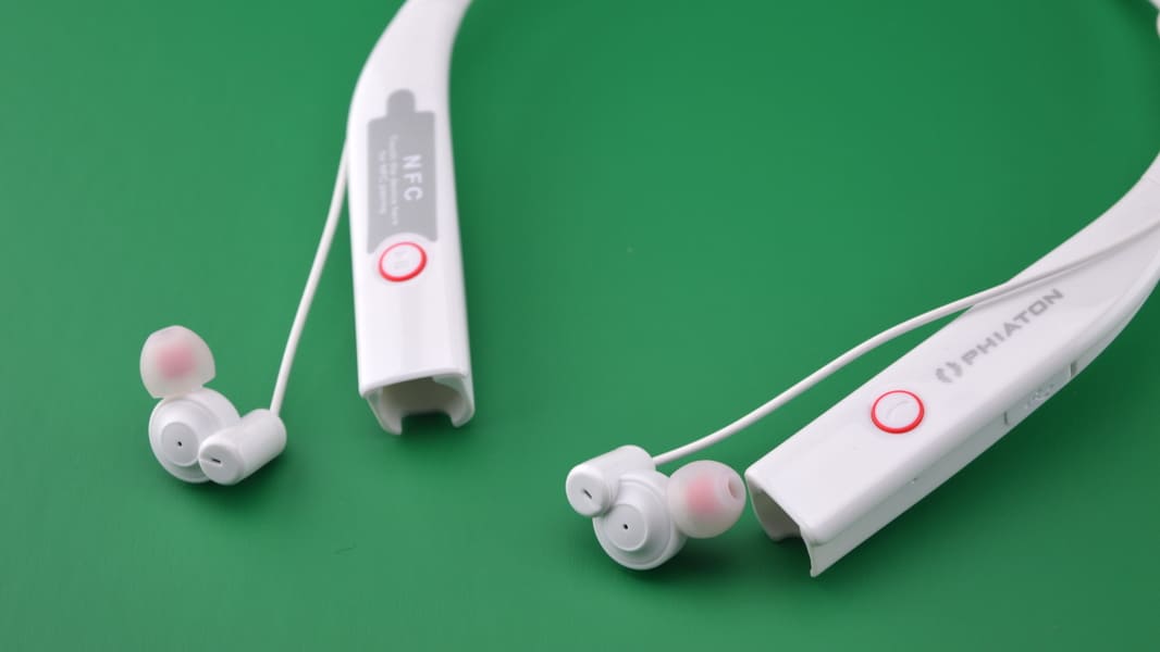 Los mejores auriculares con cancelación de ruido Phiaton BT 100 NC