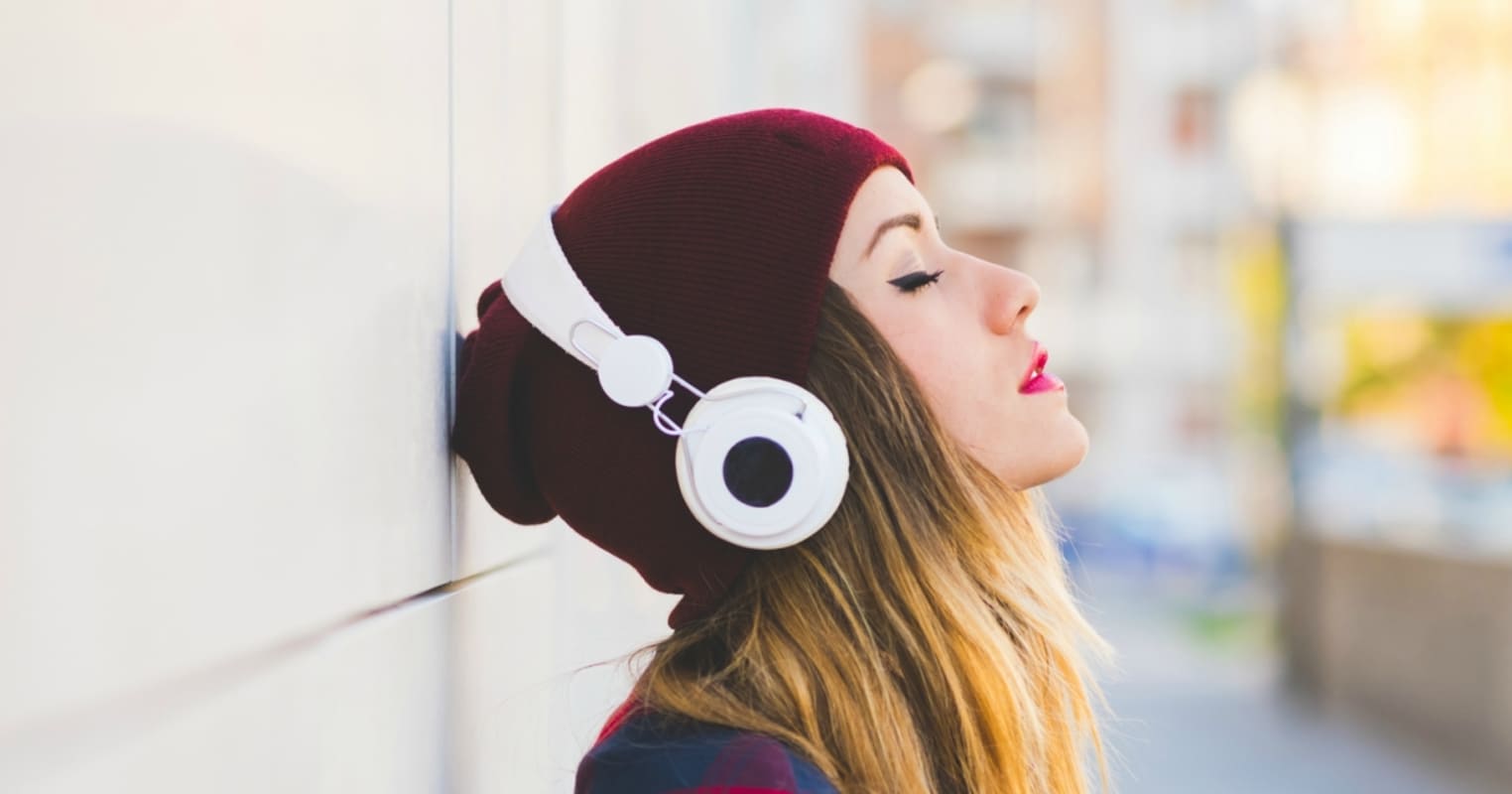 TOP 12: Mejores auriculares para monitor - Ranking 2024 de modelos de estudio -