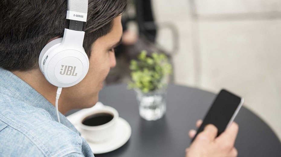 Clasificación de auriculares para teléfono