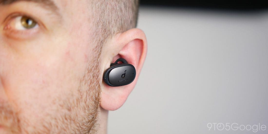 Soundcore Liberty 2 Pro en los oídos