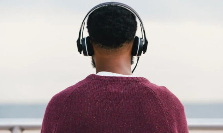Los mejores auriculares en la oreja