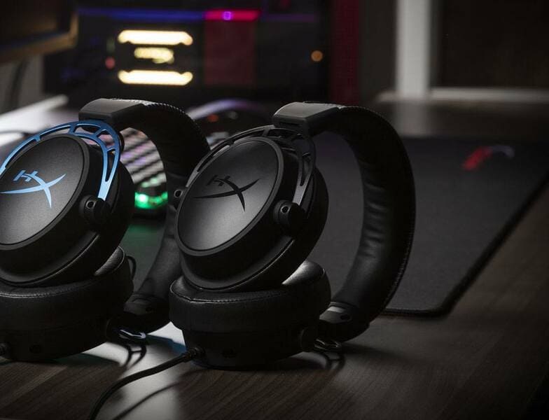 Headphones with a good microphone HyperX Cloud Alpha S
