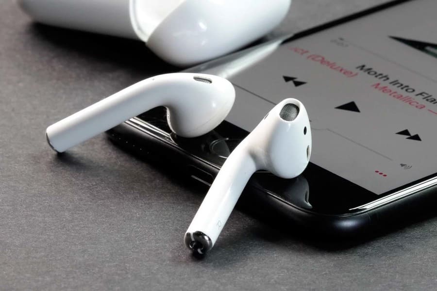 Cómo sincronizar AirPods