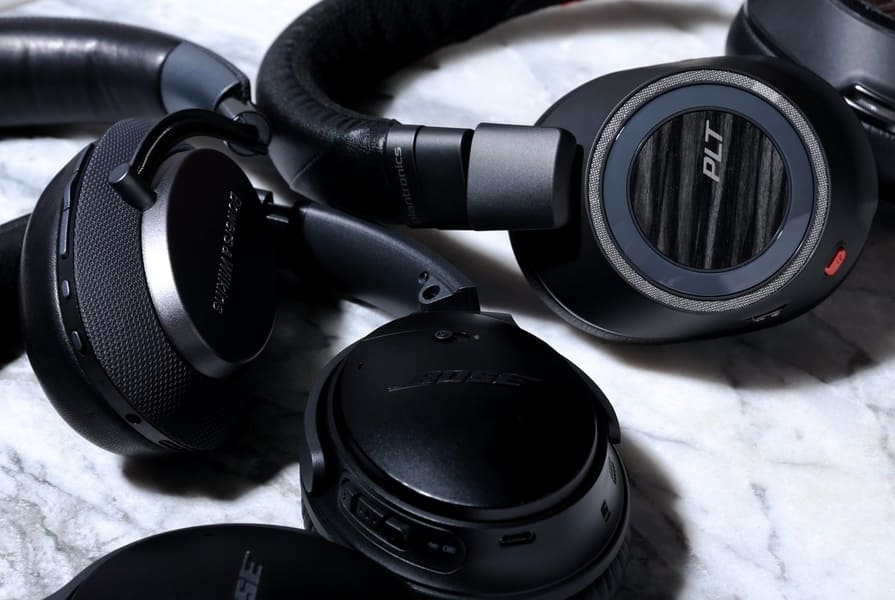 TOP-12 de las mejores firmas de auriculares - calificación 2024 de los mejores fabricantes de auriculares -