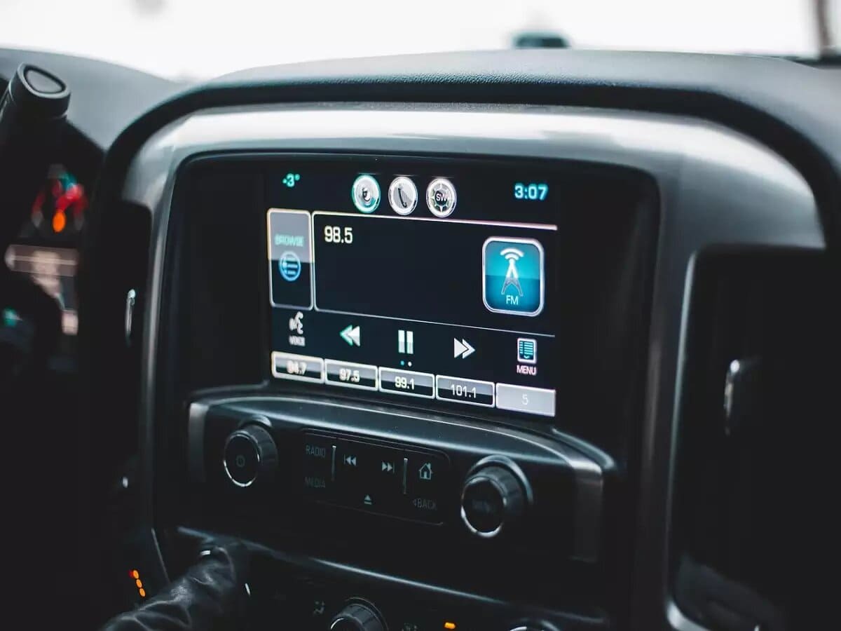 TOP-15 mejores radios para automóviles 2024 calificación de radio con buen sonido -